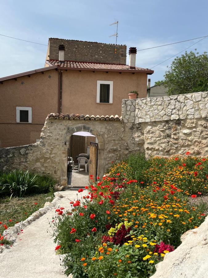 Da Sciuri Case Vacanza Barisciano Dış mekan fotoğraf